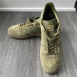 Adidas Originals Gazelle size 8 / 41.5